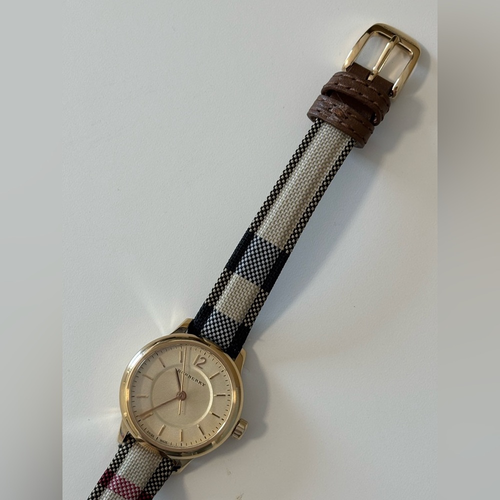 Burberry Women’s Swiss Honey Check Watch BU10201 - Picture 5 of 7